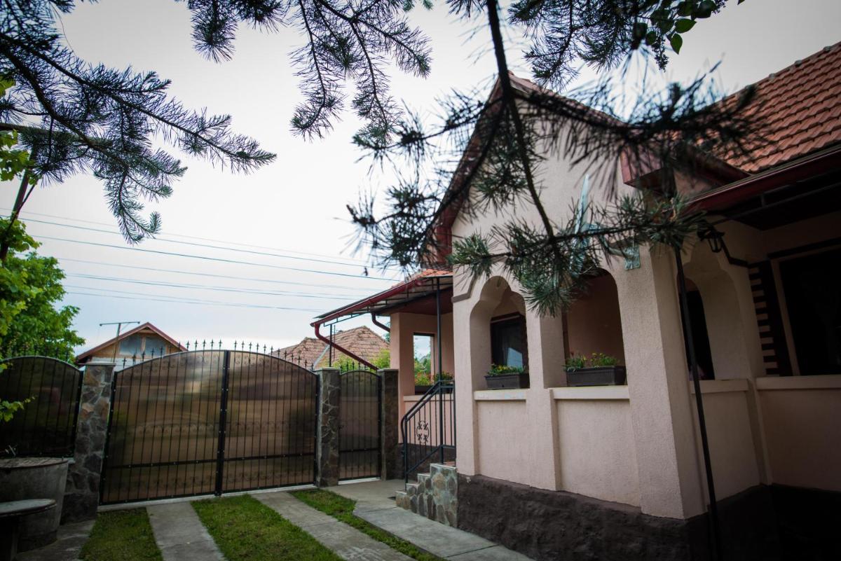 Erika's Holiday Cottage - Housity