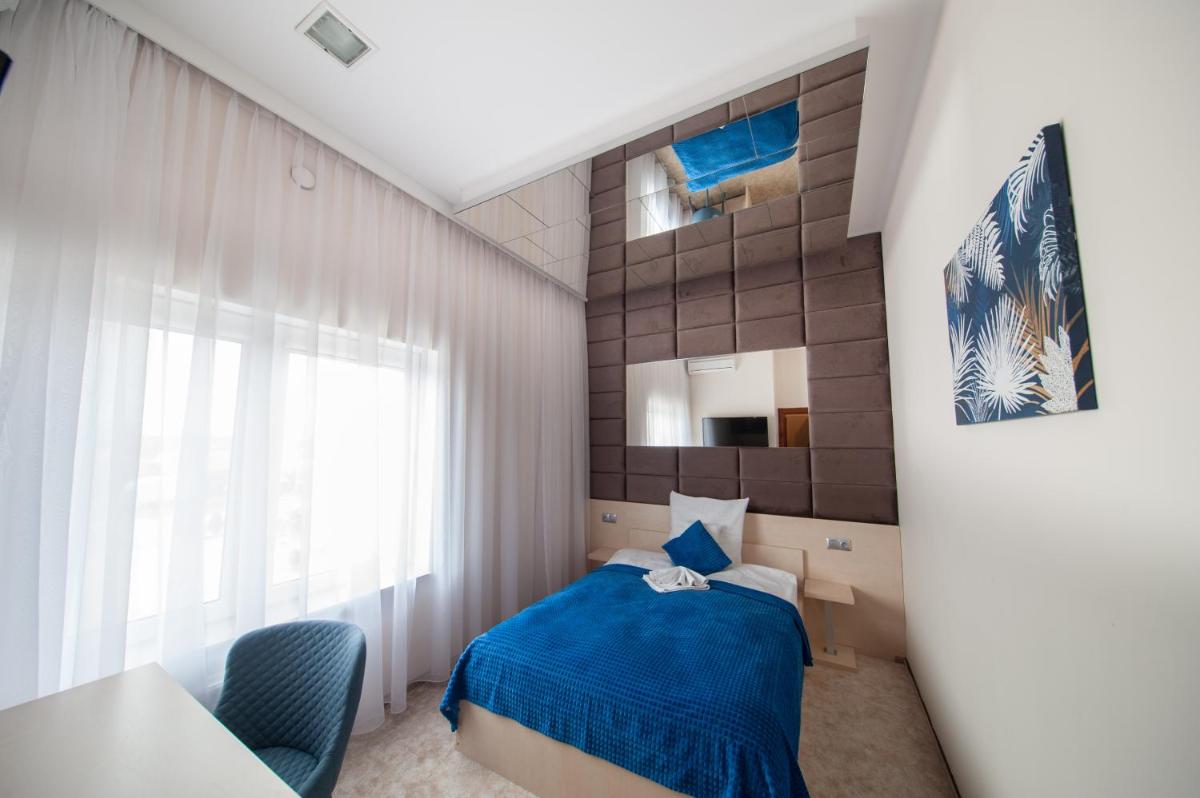 MOTEL S5 Hotel S5 BASEN JACUZZI MYJNIA - Housity