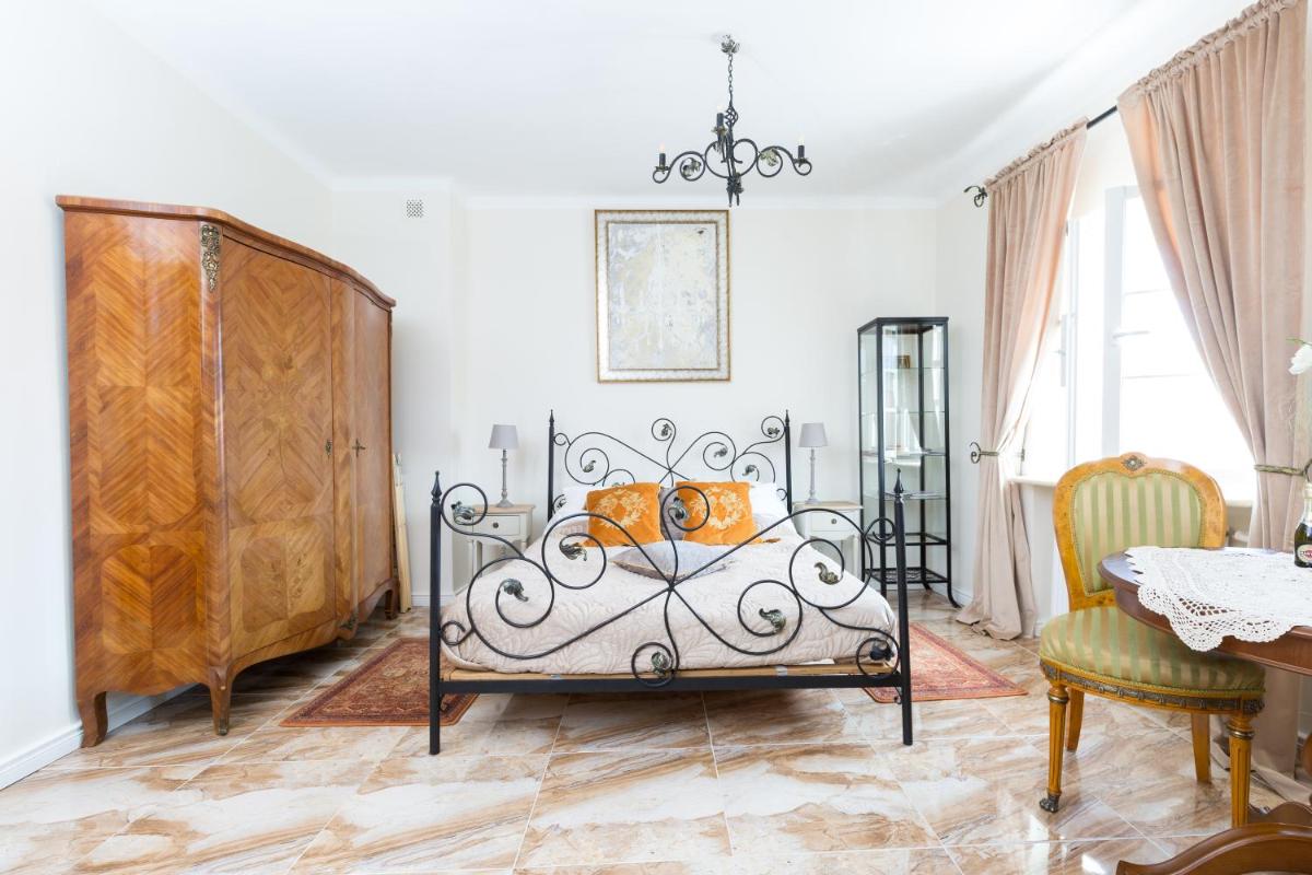 Royal Castle Square Apartment Old Town Warsaw Warszawa - Housity