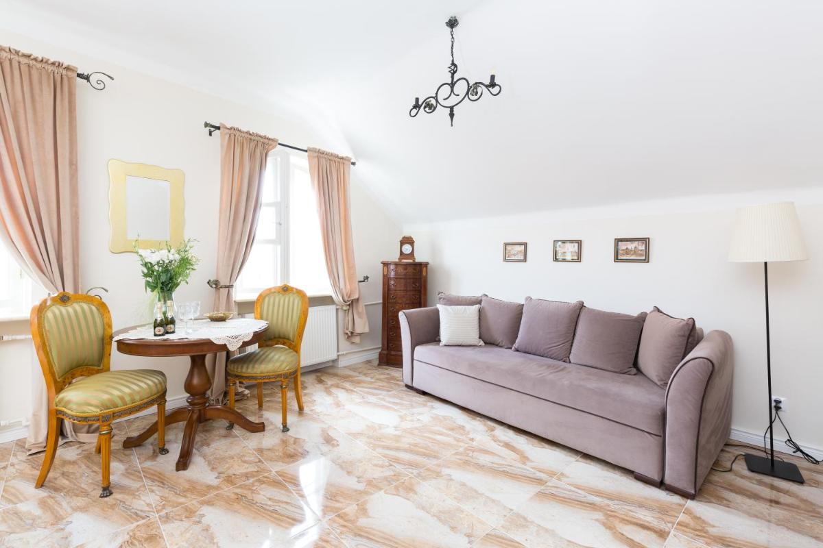 Royal Castle Square Apartment Old Town Warsaw Warszawa - Housity