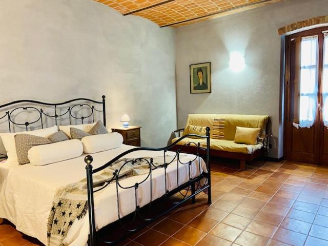 Cascina Stralla - Housity