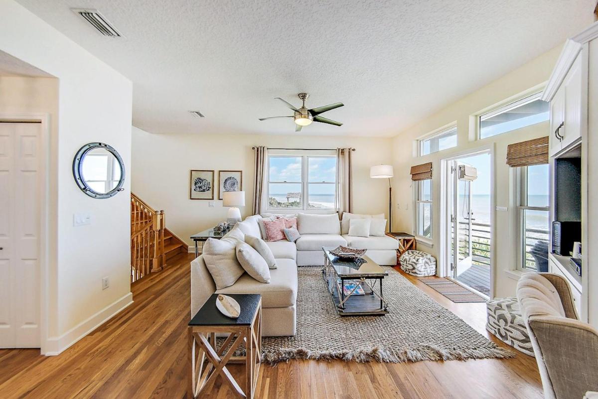 Blue Moon by Teeming Vacation Rentals - Housity