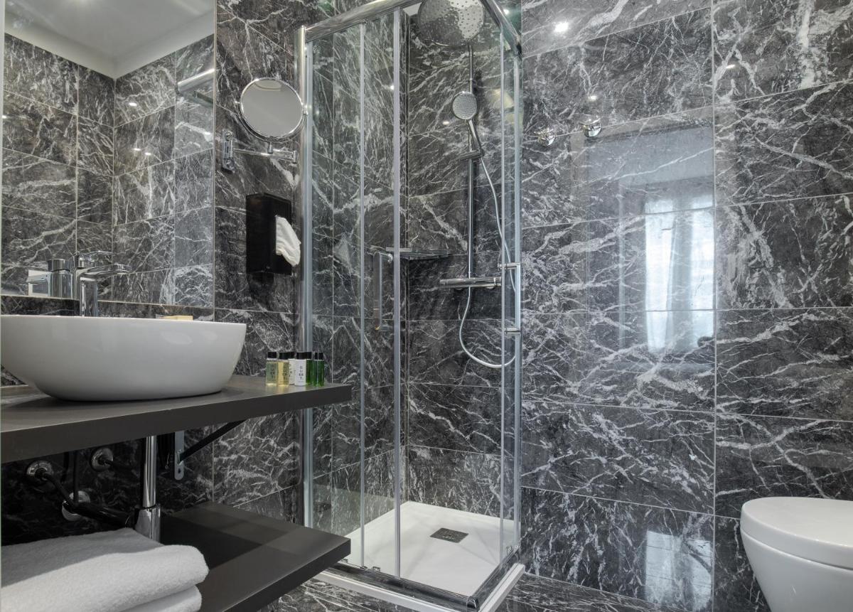 Aiello Hotels - Centrale - Housity