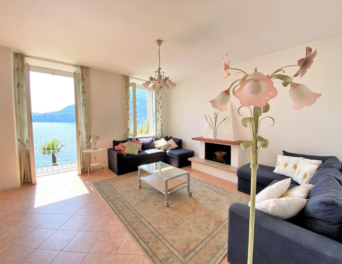 Flat Via De Benzi in Torno – Lake Como - Housity