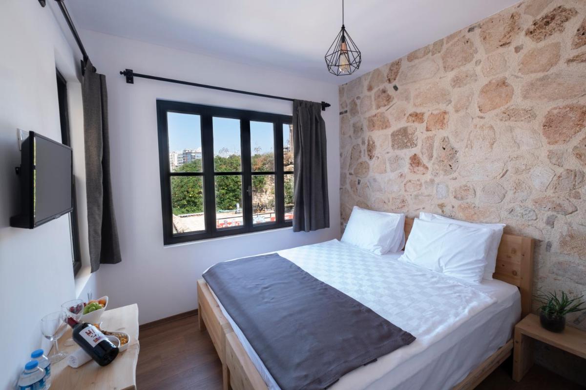 Solo Boutique Hotel - Housity
