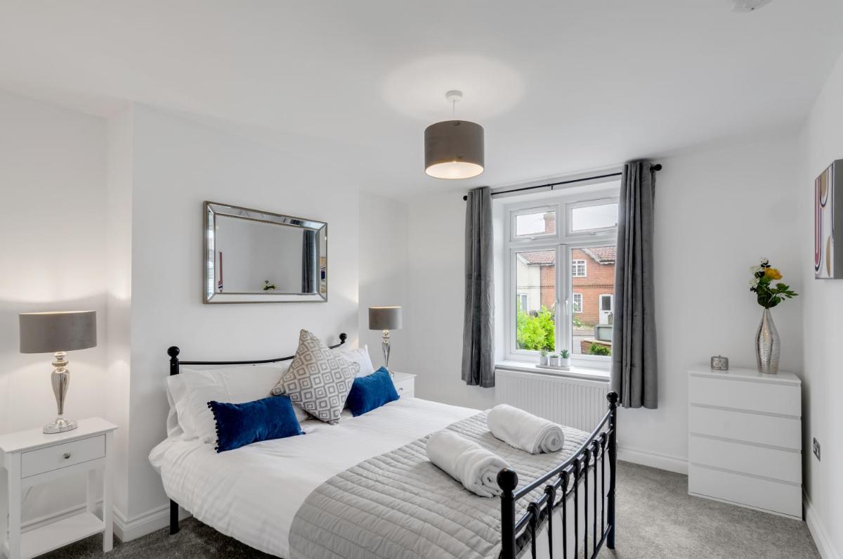 Modern 1bed apartment with parking - Housity