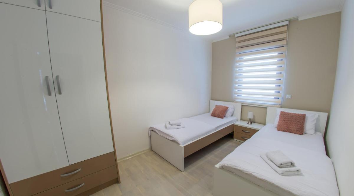 Apartment Light De Luxe - with Old Bridge view - Housity