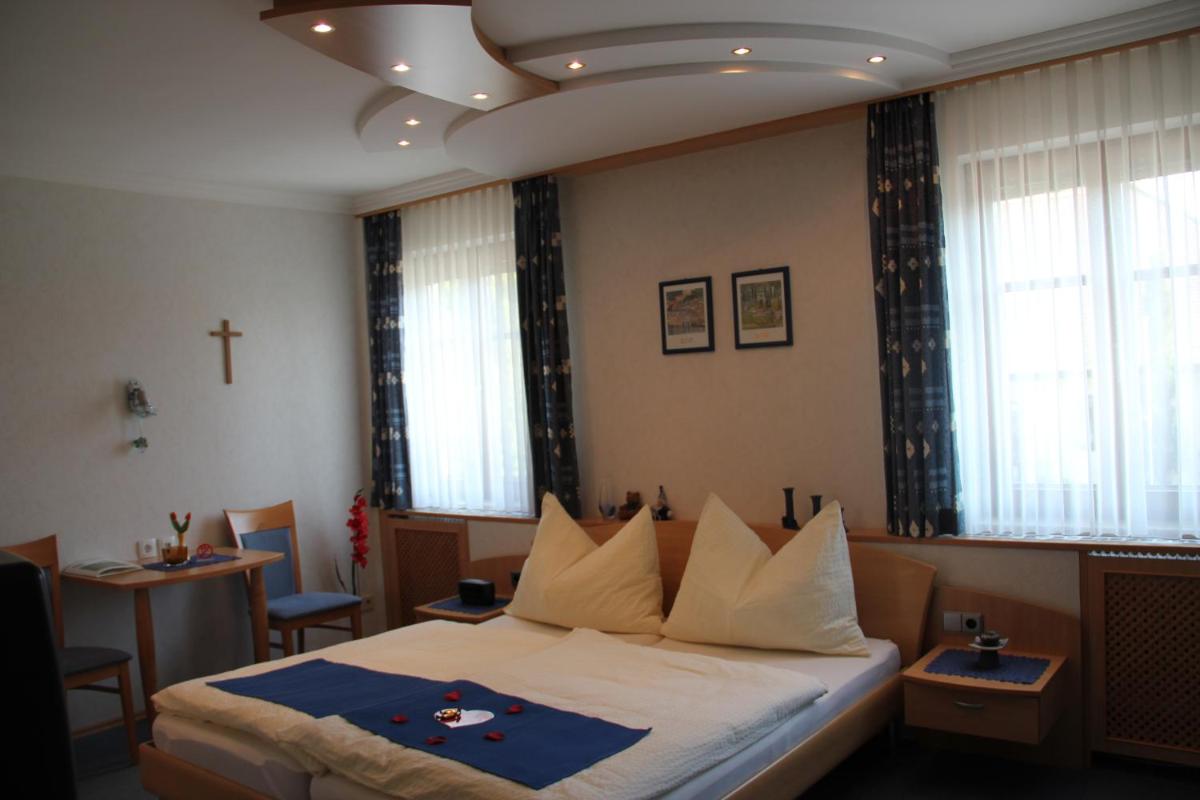 Haus Regina - Housity