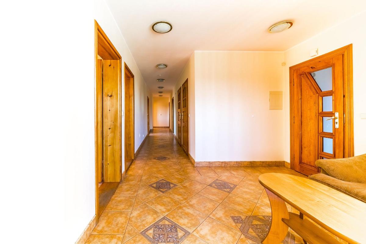 Amber House - Housity