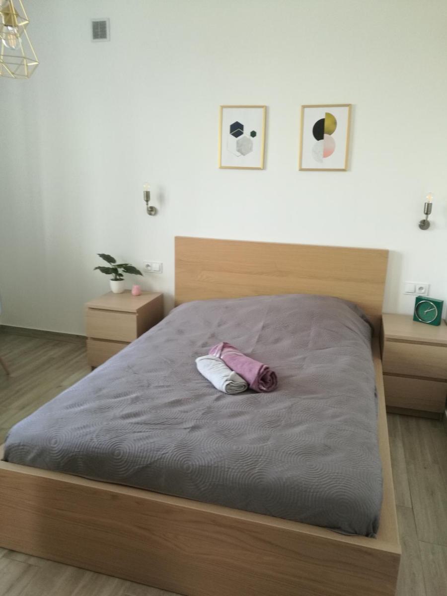 Flat Femina Street - Housity
