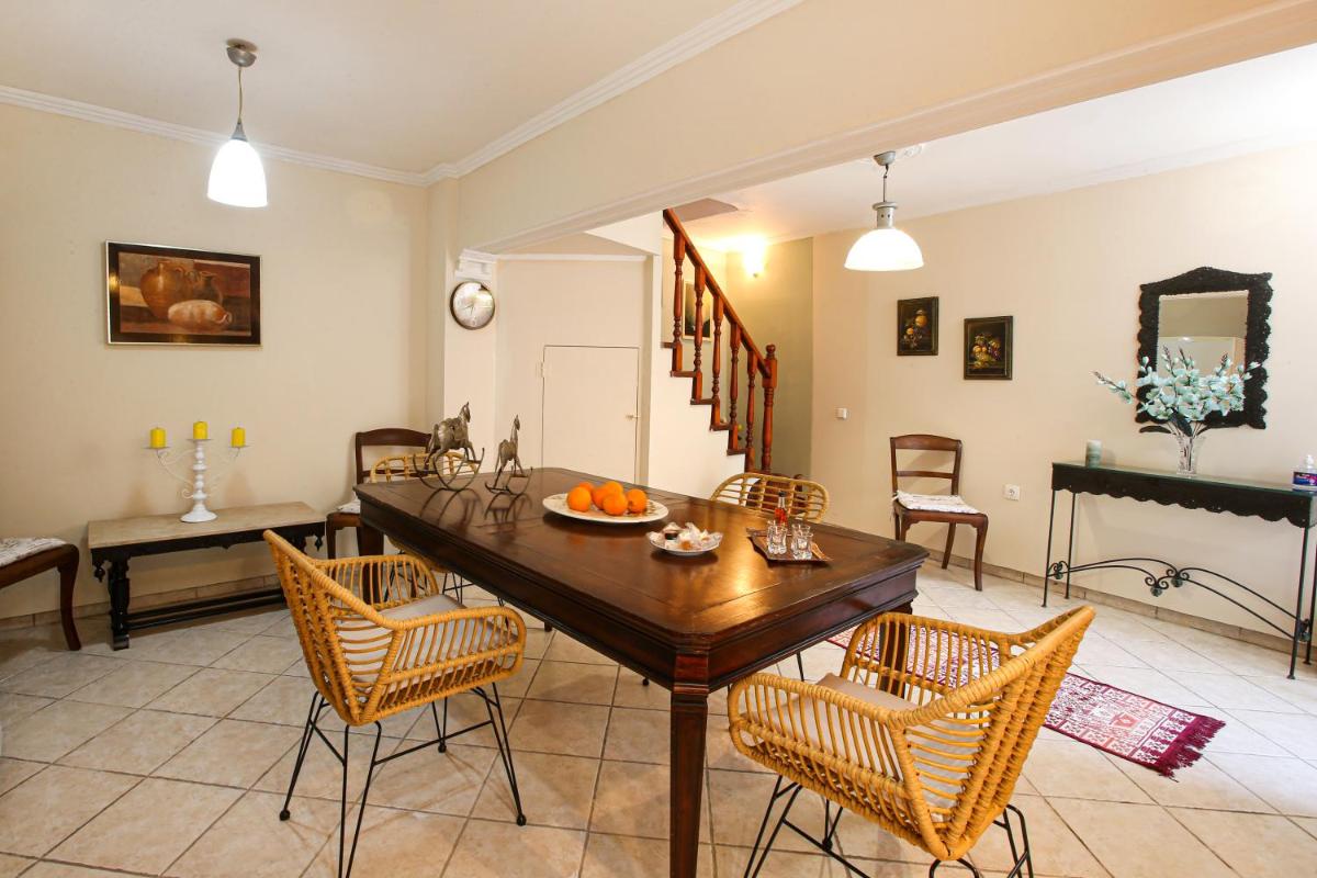 La Casa nel vicolo by GuestCorfu - Housity