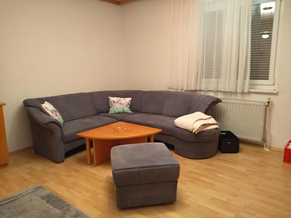 Sonnenhaus in der Vulkanlanderegion - Housity
