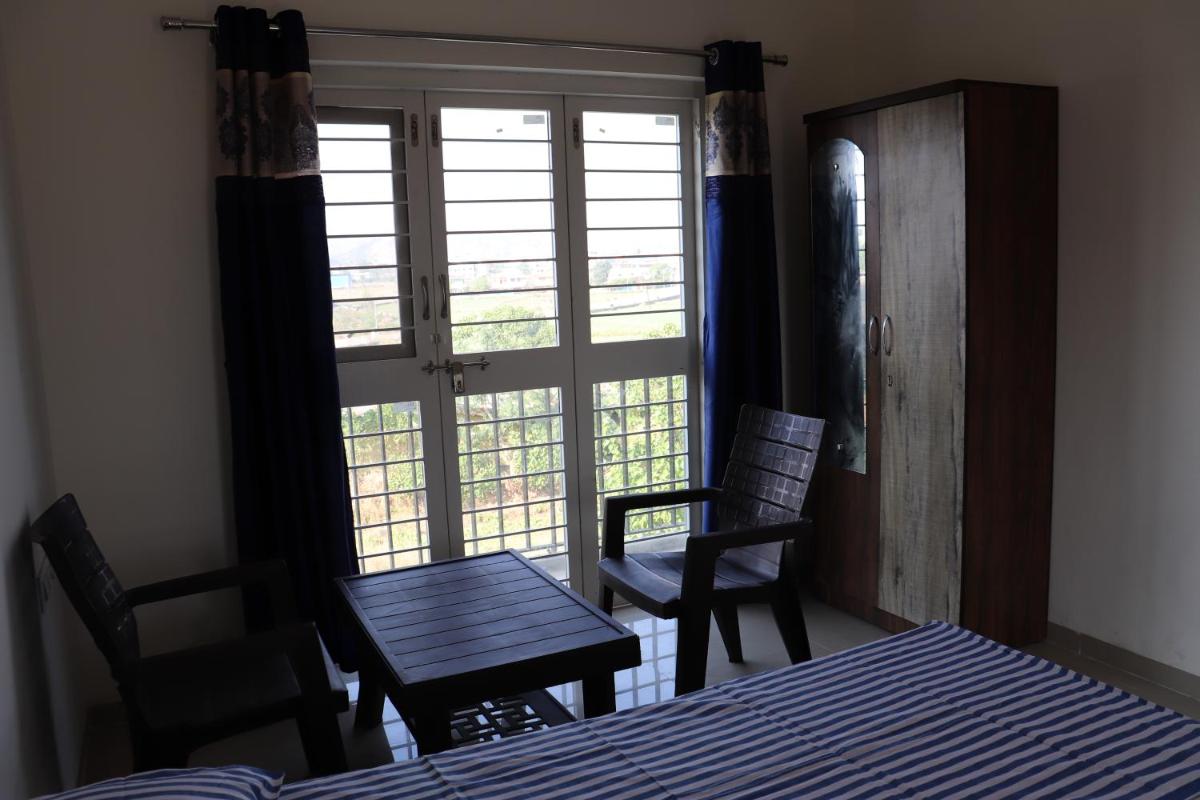 Suitetrails - Nature's Lap Homestay