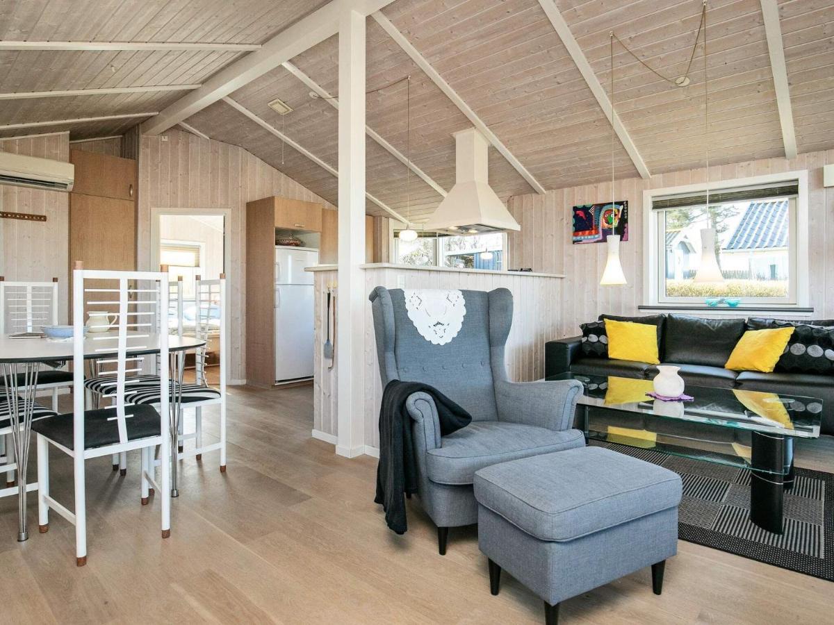 Suitetrails - 5 person holiday home in Esbjerg V