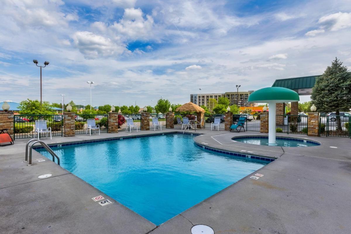 Park Grove Inn - Housity