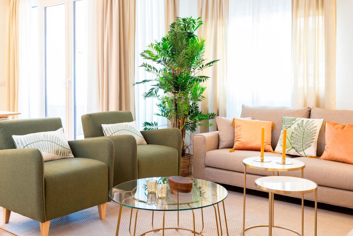 Genteel Home Alhóndiga Granada - Housity