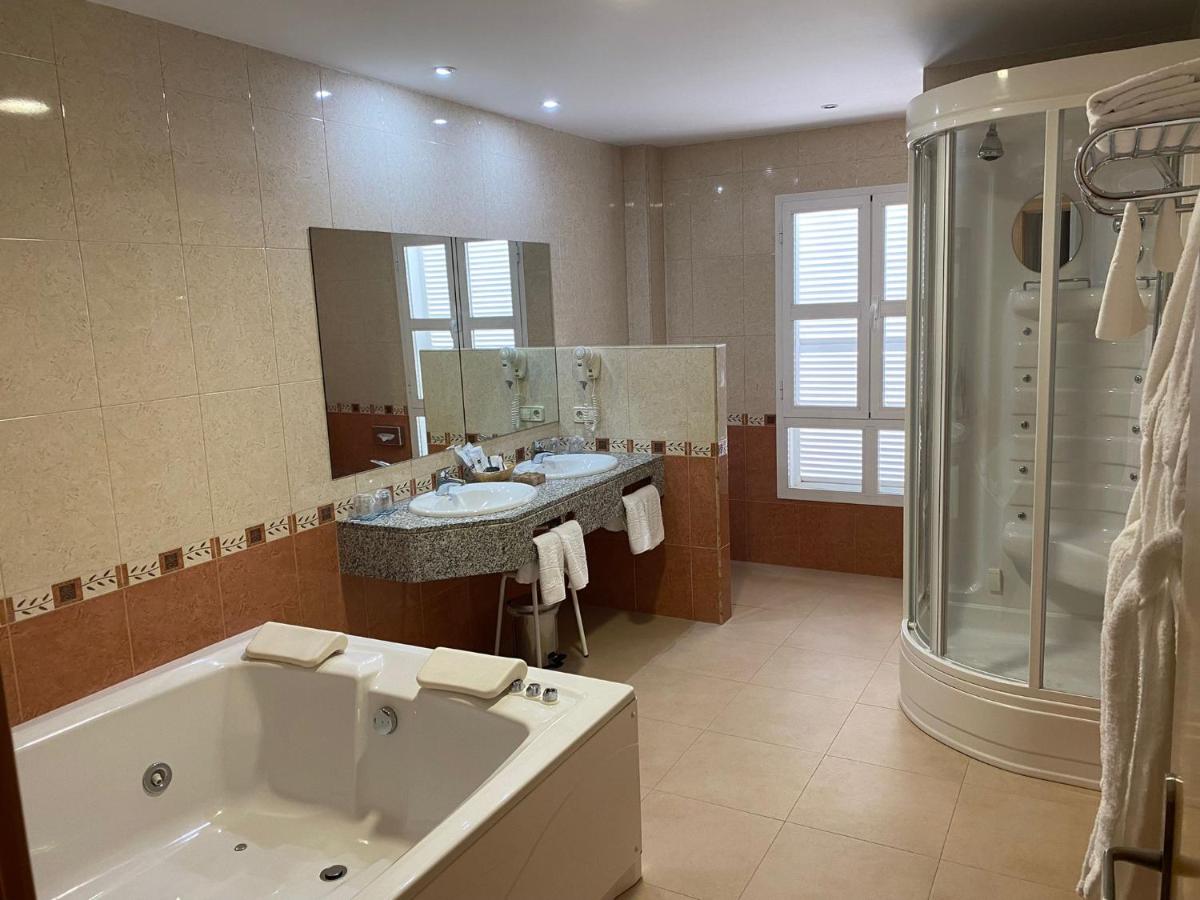 Gran Hotel Ciudad Del Sur - Housity
