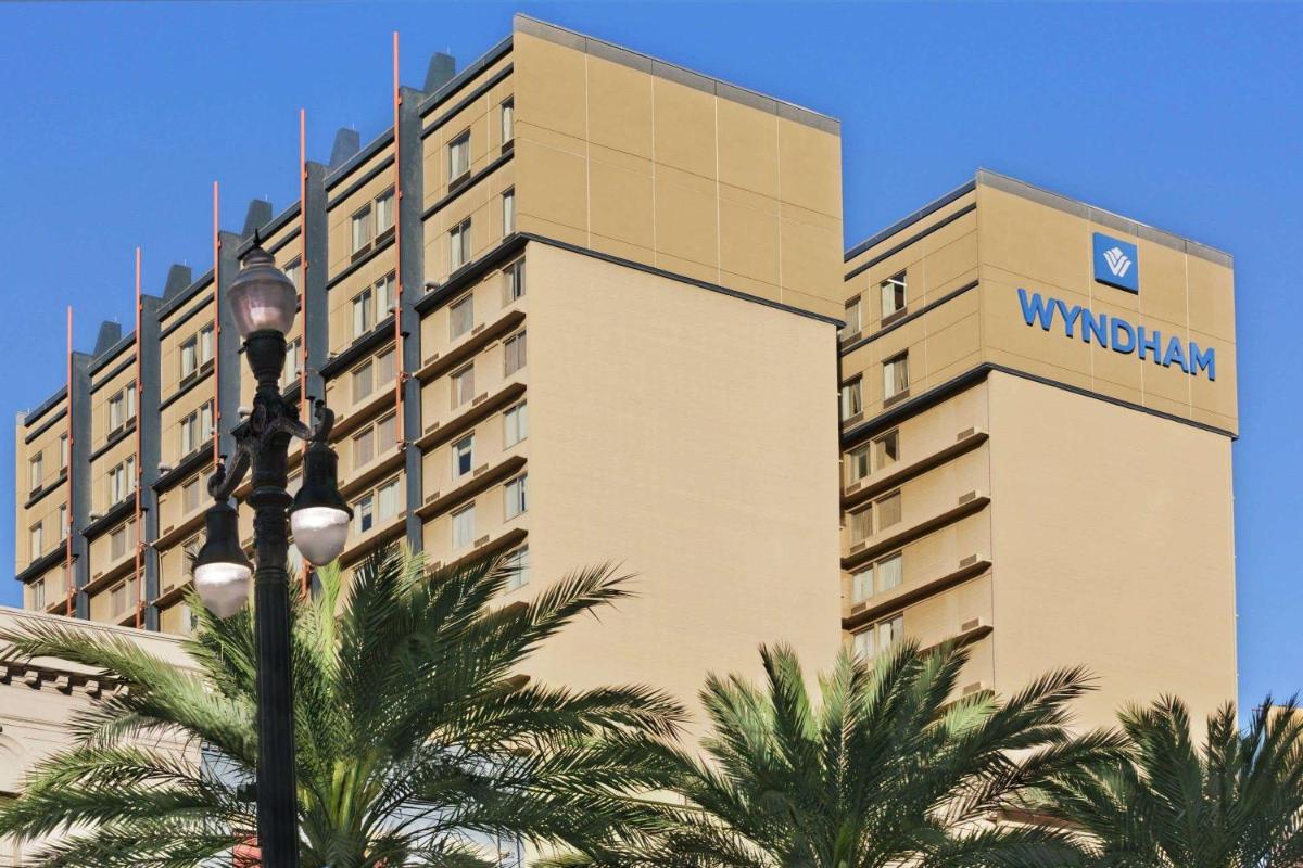 Wyndham New Orleans French Quarter - Housity