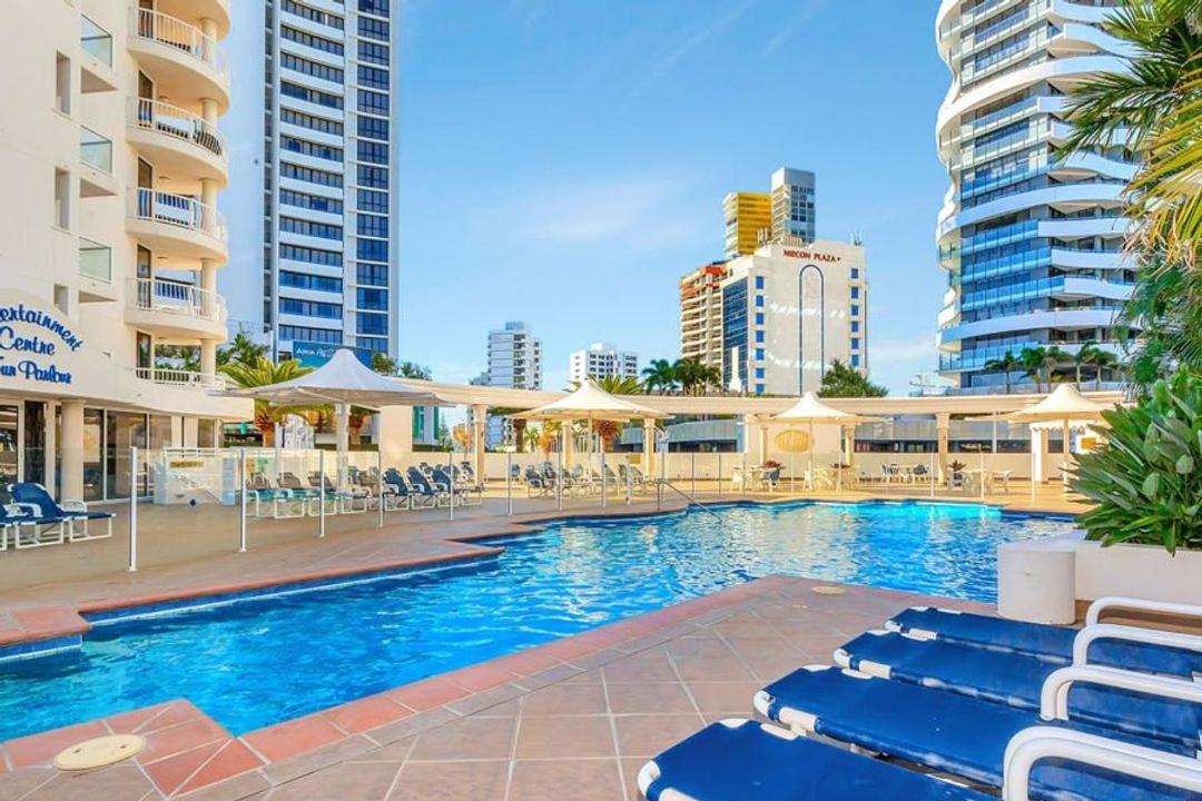 Broadbeach Holiday Apartments - Housity