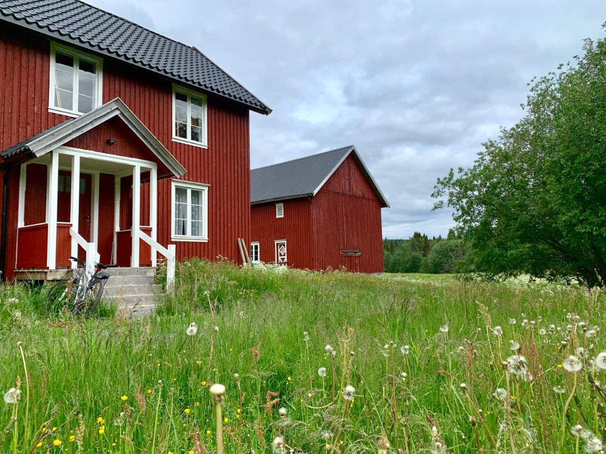 Rustikk Småbruk - Housity