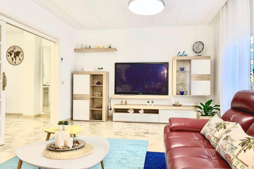 Suitetrails - 'Home Sweet Home-Luxury Apartment-Santa Cruz'