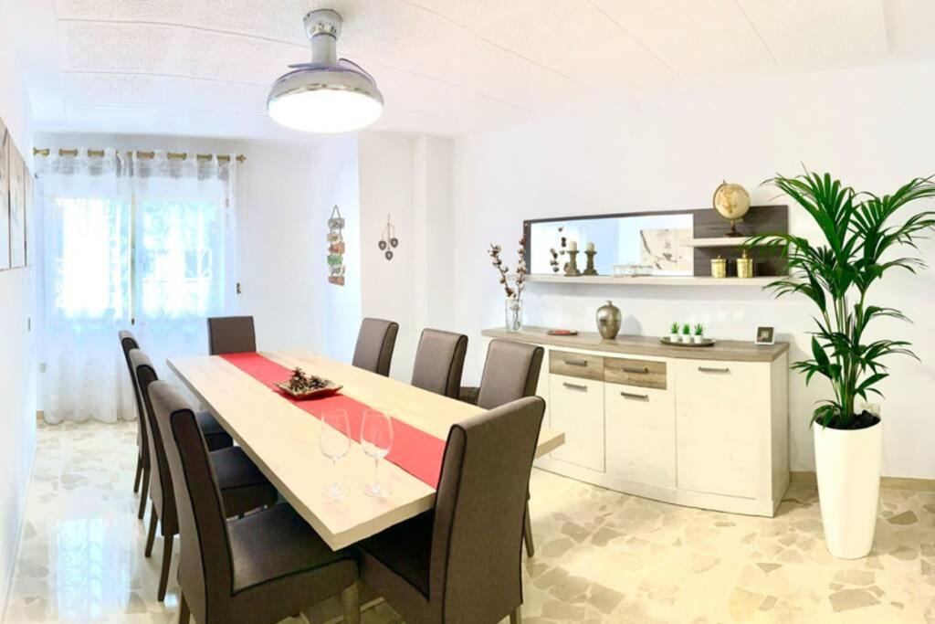 Suitetrails - 'Home Sweet Home-Luxury Apartment-Santa Cruz'