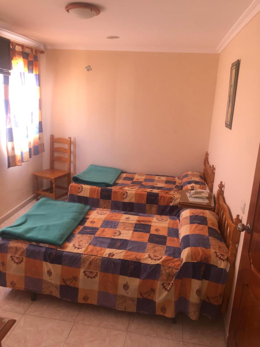 Hostal ALGECIRAS - Housity