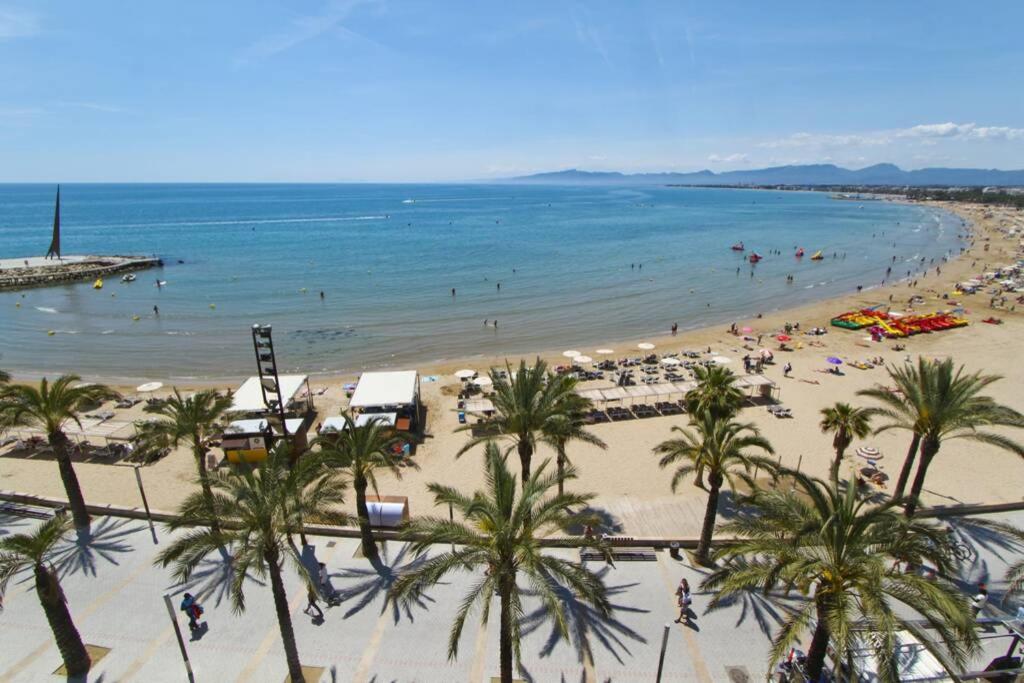 Primera linea de mar. Apartamento turístico Salou - Housity
