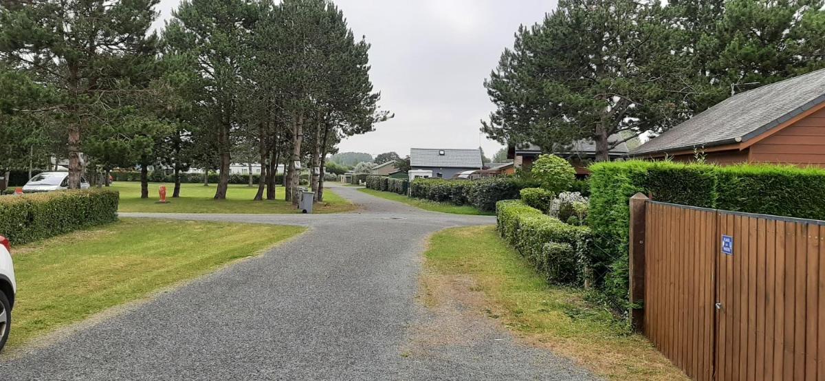CHALET BORD DE MER - Housity