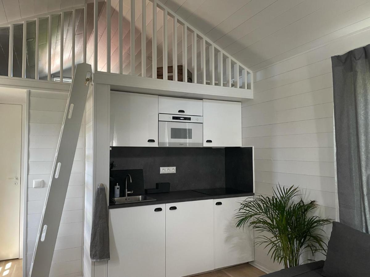 Suitetrails - Mini Villa Stockholm Älvsjö S61