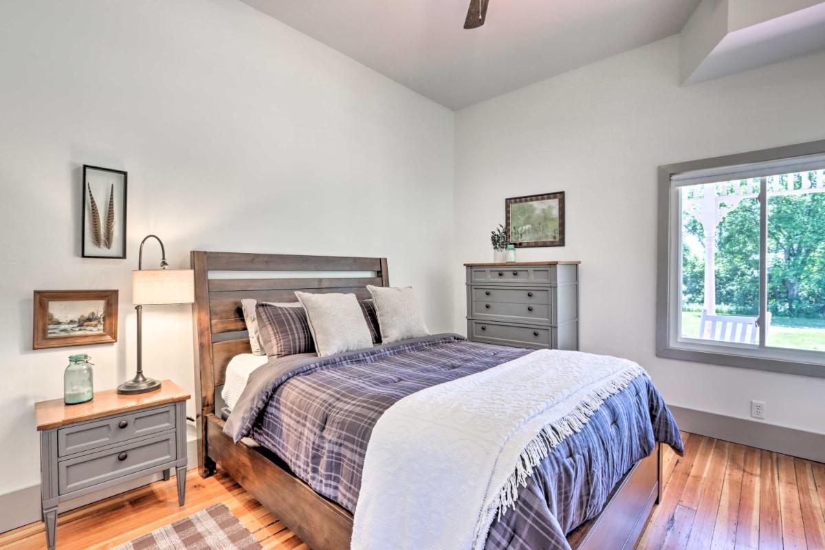 The Ruebling House Bright, Modern, and Renovated! - Housity