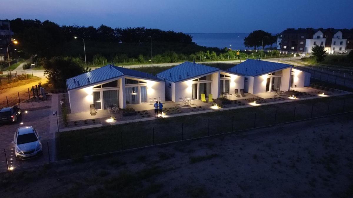 Dwa Morza domki całoroczne z ogrodem - Housity