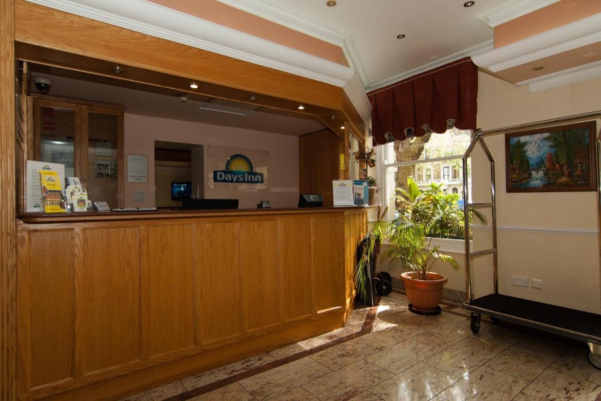 Days Inn Hyde Park - Housity