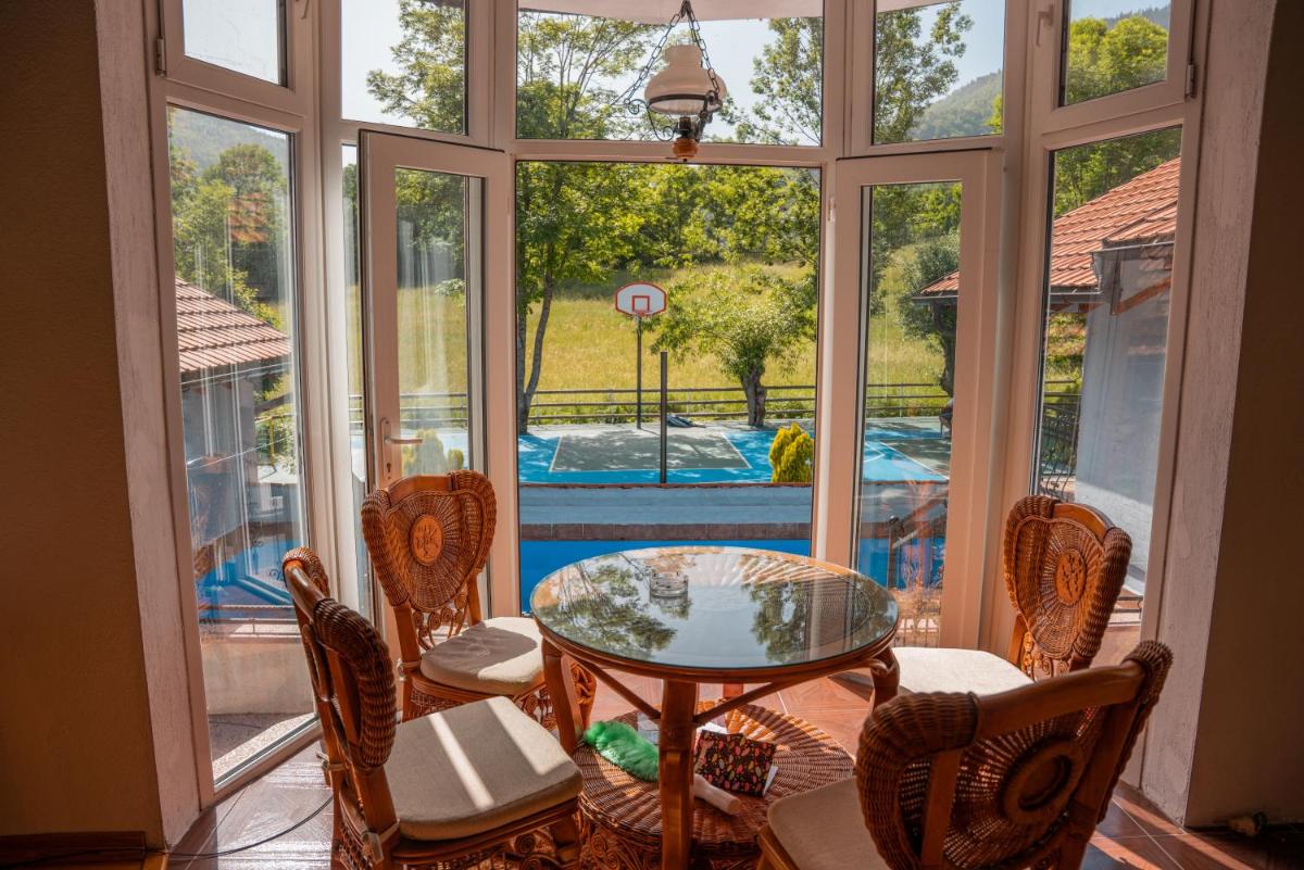 Villa Luxus - Housity