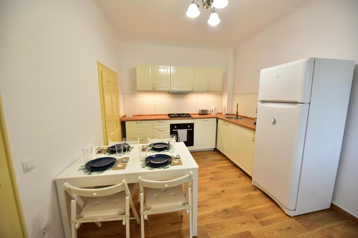 FLH - House Angelique - Housity