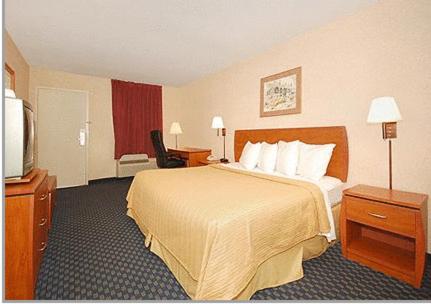 Greenville Inn & Suites - Housity