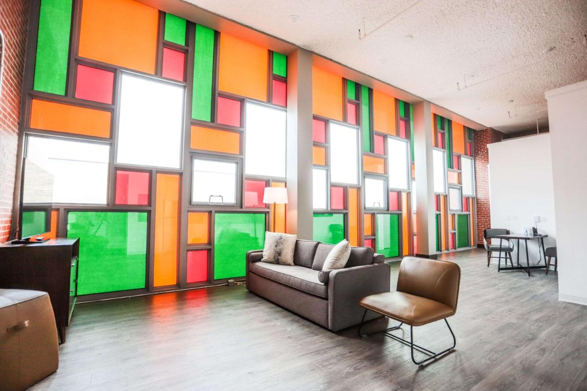 Leavenworth Local Hotel - Housity