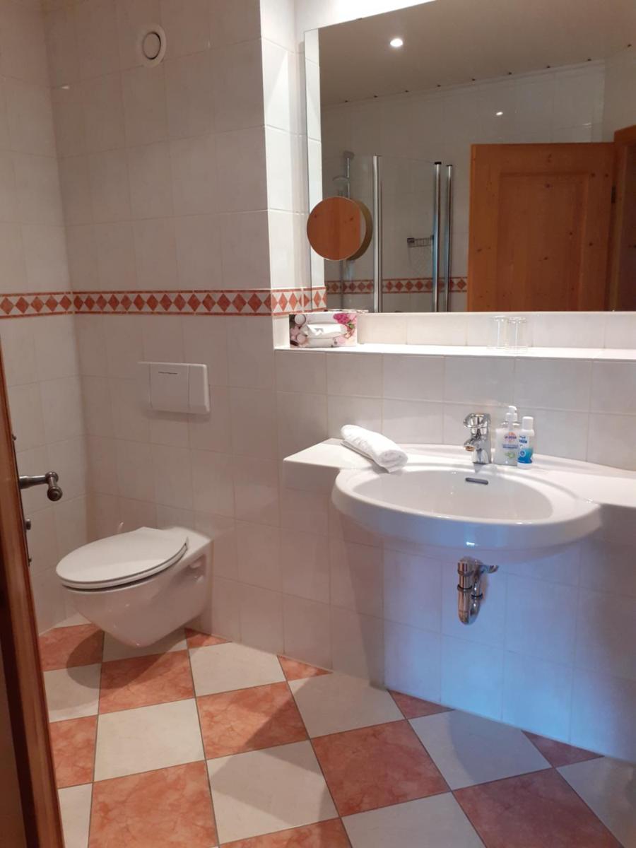 Das Landhotel Weingut Gernert - Housity