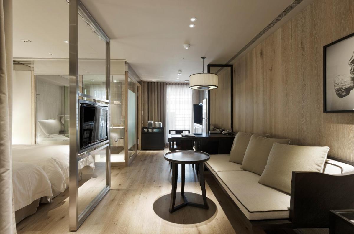 Gloria Residence - Housity