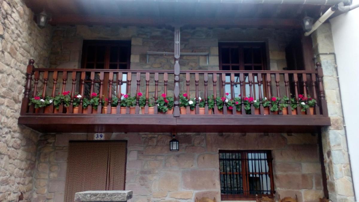 La Casa de Consuelo 3 - Housity