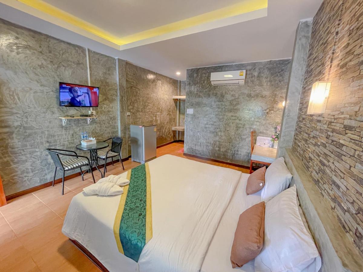 Suitetrails - Tony Hotel