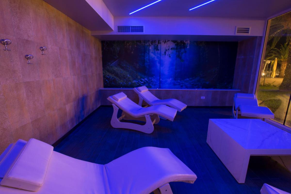 UNA HOTELS MH Matera - Housity
