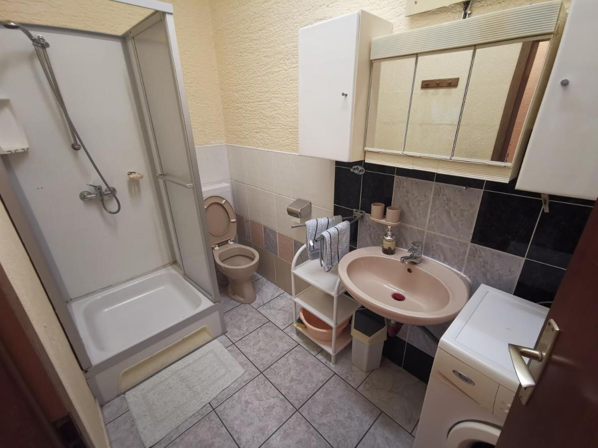 Guest House Dijana - Housity