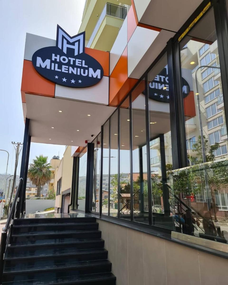 Milenium Hotel - Housity