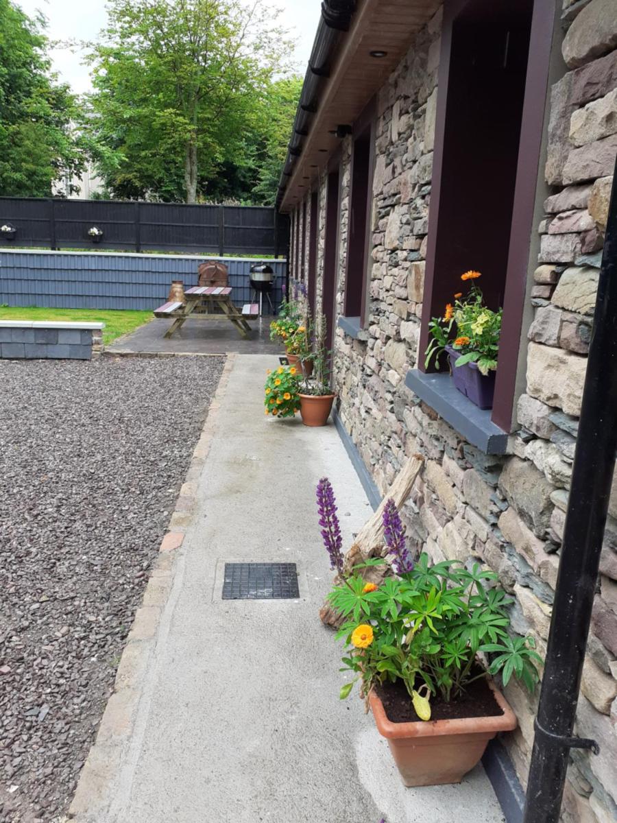 Shadow River Farm - Housity