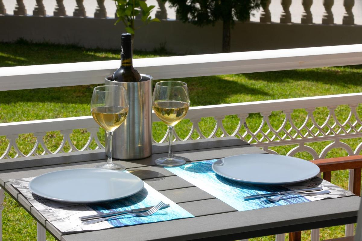 Corali Studios - Housity