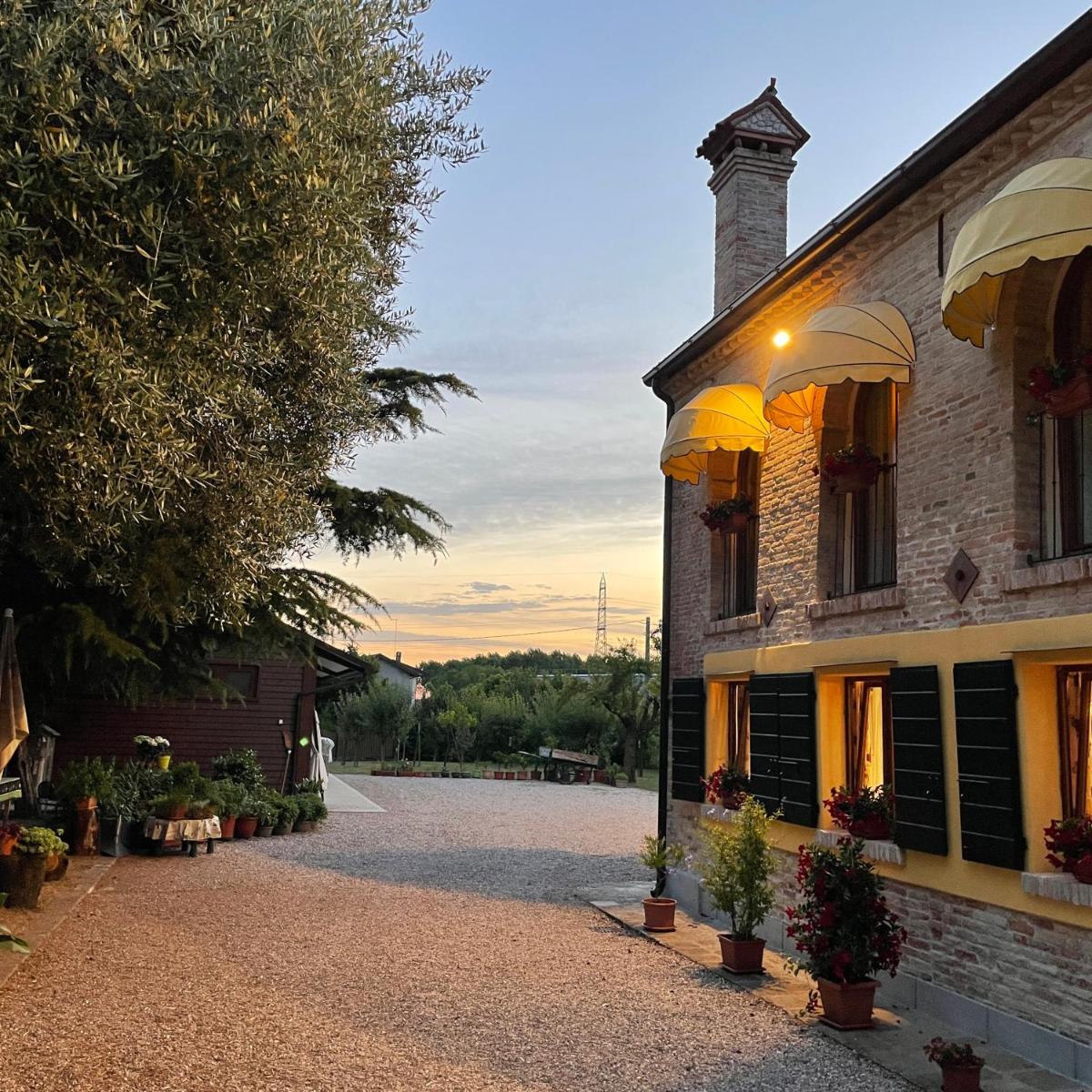Il Canto Del Gallo B&B - Housity