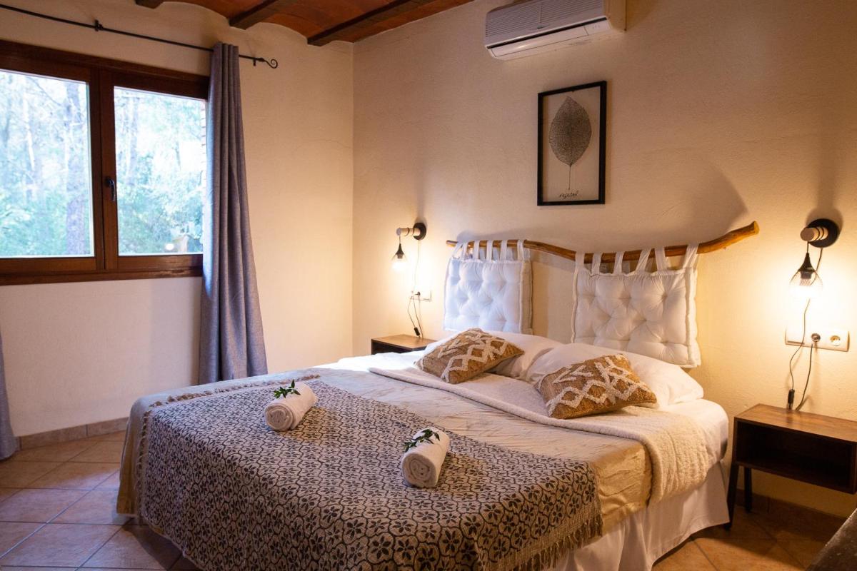 AldeaMia, Cozy villa for 8 people, pool, mountain view, beach at 8 min - Housity