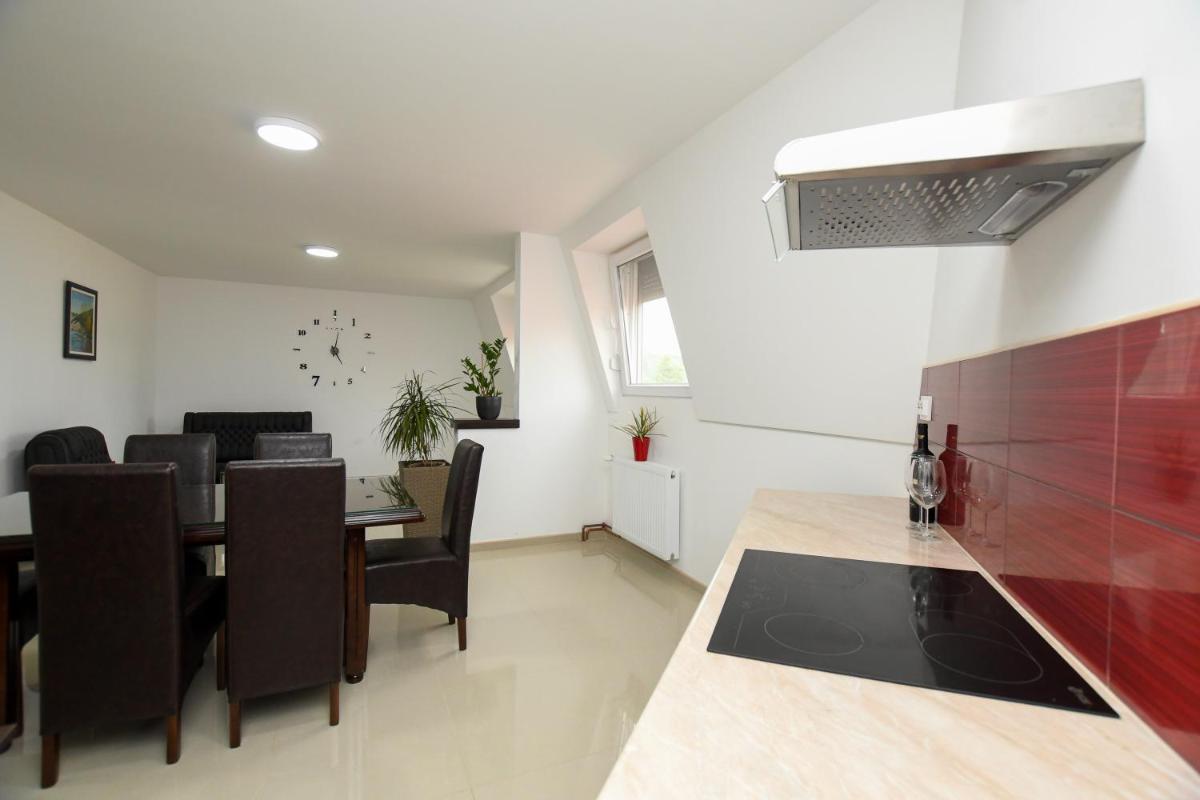 Apartmani Pakalovic - Housity