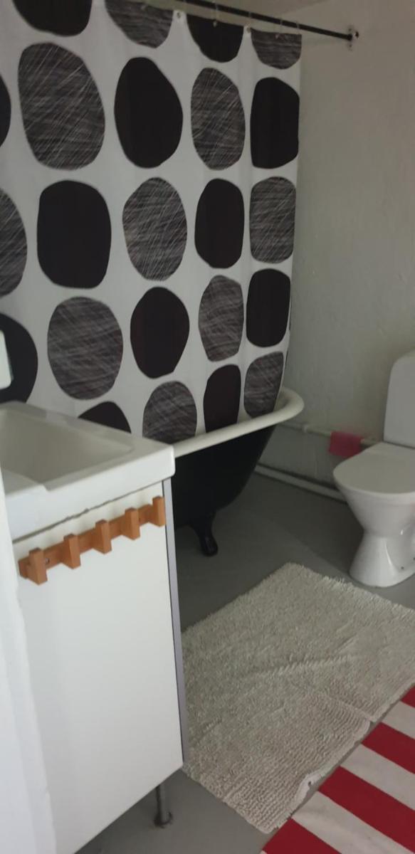 Vita Lilla Stugan i Vimmerby - Housity